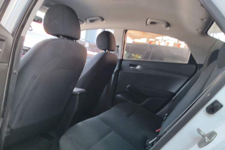 Used Hyundai Verna (new generation) 2016 1.4L Automatic Cool Edition GLS Left Rear Seat