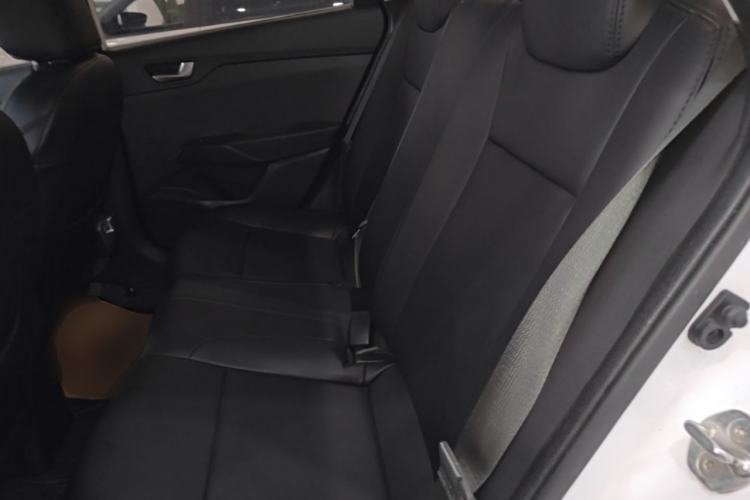 Used Hyundai Verna (new generation) 2016 1.4L Automatic Cool Edition GLS Left Rear Seat