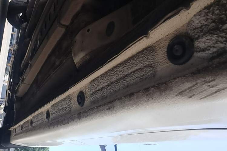 Used Hyundai Verna (new generation) 2016 1.4L Manual Cool Edition GLS Left Side Sill