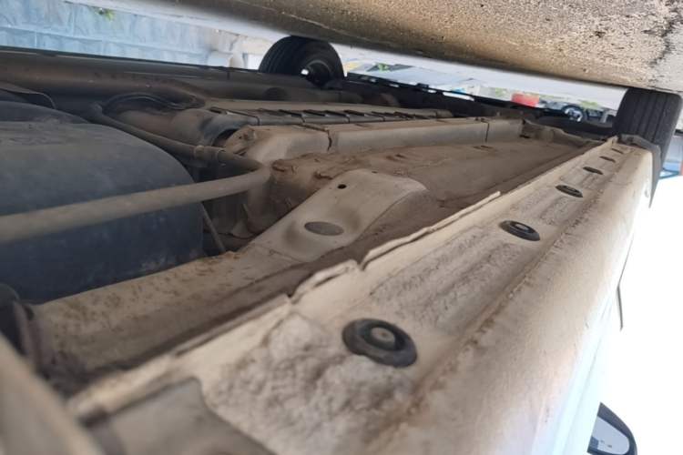 Used Hyundai Verna (new generation) 2016 1.4L Manual Cool Edition GLS Left Side Sill