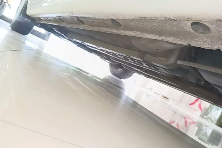 Used Hyundai Verna (new generation) 2016 1.4L Manual Cool Edition GLS Left Side Sill