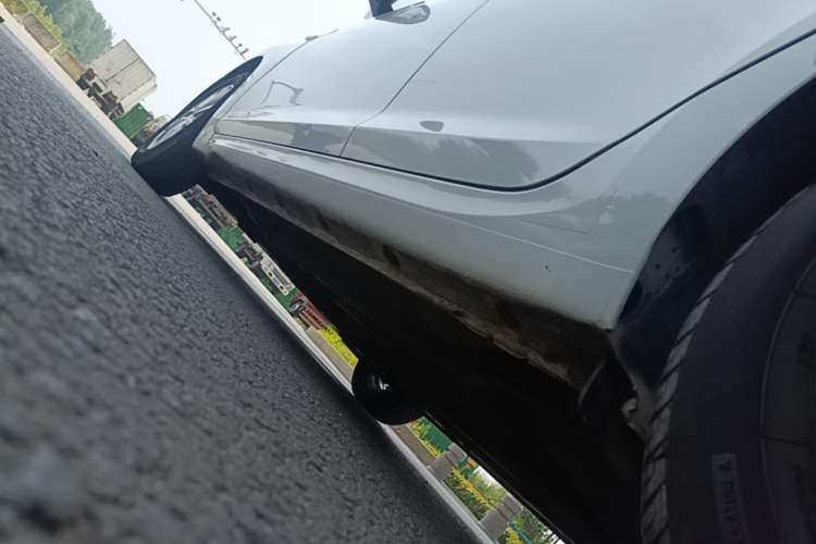 Used Hyundai Verna (new generation) 2016 1.4L Manual Cool Edition GLS Left Side Sill