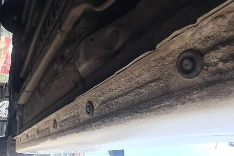 Used Hyundai Verna (new generation) 2016 1.4L Manual Cool Edition GLS Left Side Sill