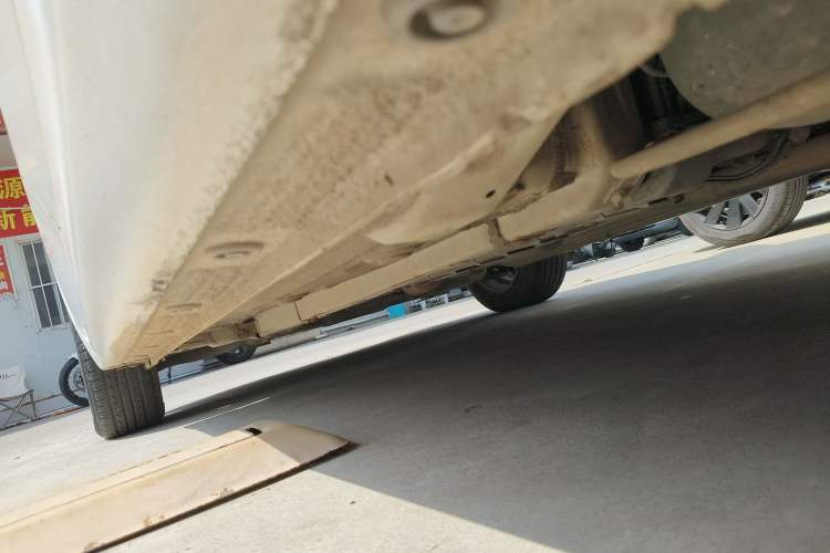 Used Hyundai Verna (new generation) 2016 1.4L Automatic Cool Edition GLS Left Side Sill