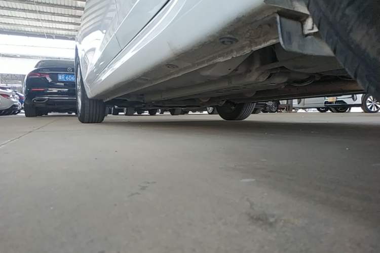 Used Hyundai Verna (new generation) 2016 1.4L Automatic Cool Edition GLS Left Side Sill