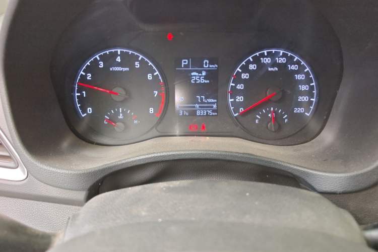 Used Hyundai Verna (new generation) 2016 1.4L Automatic Cool Edition GLS Odometer Close Up