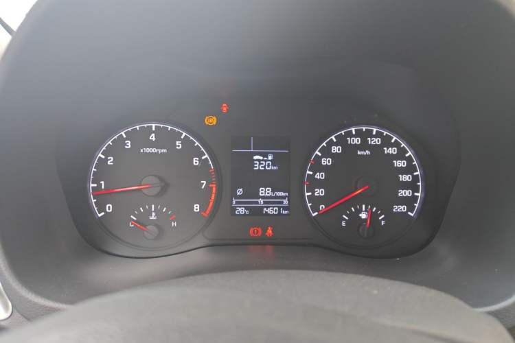 Used Hyundai Verna (new generation) 2016 1.4L Manual Cool Edition GLS Odometer Close Up