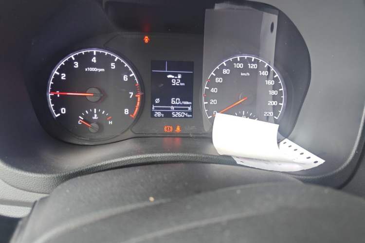 Used Hyundai Verna (new generation) 2016 1.4L Manual Cool Edition GLS Odometer Close Up