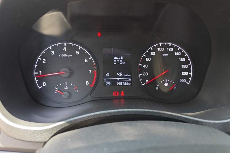 Used Hyundai Verna (new generation) 2016 1.4L Manual Cool Edition GLS Odometer Close Up