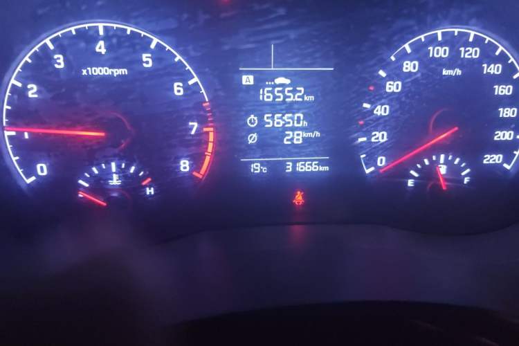 Used Hyundai Verna (new generation) 2016 1.4L Manual Cool Edition GLS Odometer Close Up