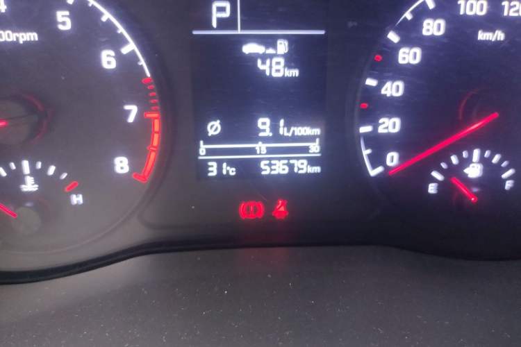 Used Hyundai Verna (new generation) 2016 1.4L Automatic Cool Edition GLS Odometer Close Up