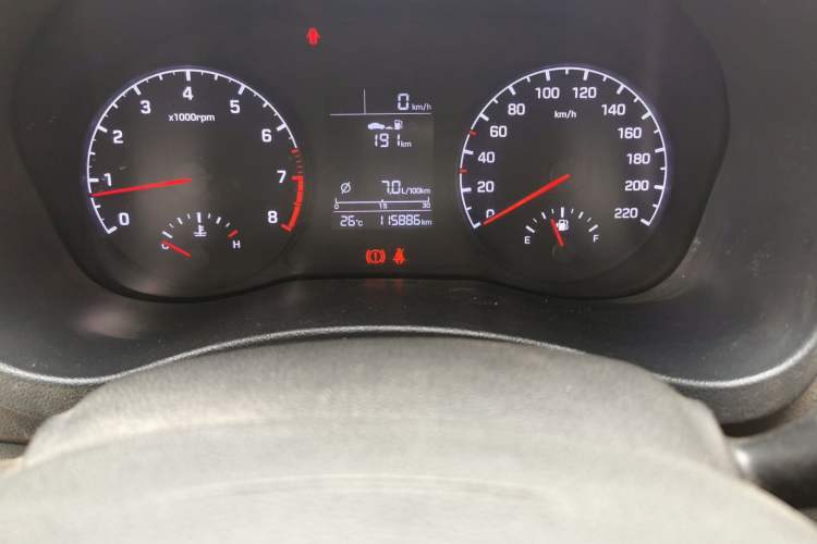 Used Hyundai Verna (new generation) 2016 1.4L Manual Cool Edition GLS Odometer Close Up