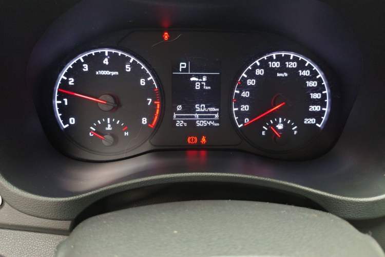 Used Hyundai Verna (new generation) 2016 1.4L Automatic Cool Edition GLS Odometer Close Up