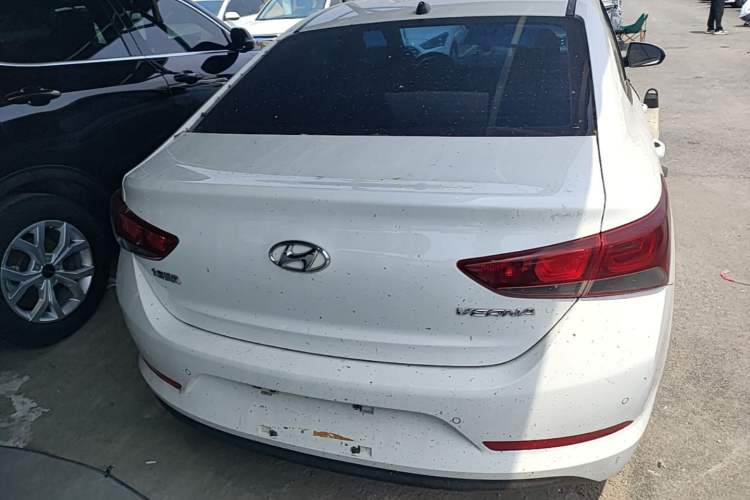 Used Hyundai Verna (new generation) 2016 1.4L Manual Cool Edition GLS Rear