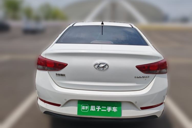 Used Hyundai Verna (new generation) 2016 1.4L Automatic Cool Edition GLS Rear