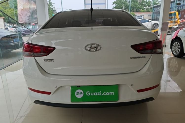 Used Hyundai Verna (new generation) 2016 1.4L Automatic Cool Edition GLS Rear