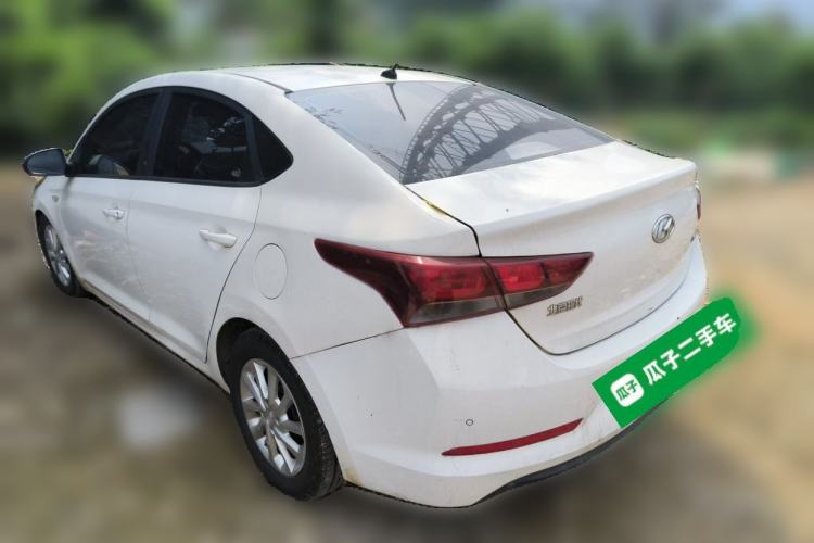 Used Hyundai Verna (new generation) 2016 1.4L Automatic Cool Edition GLS Rear Left 45 Deg