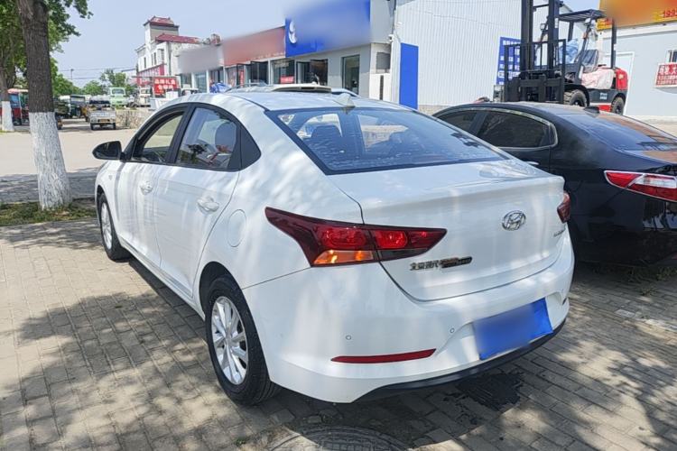 Used Hyundai Verna (new generation) 2016 1.4L Manual Cool Edition GLS Rear Left 45 Deg