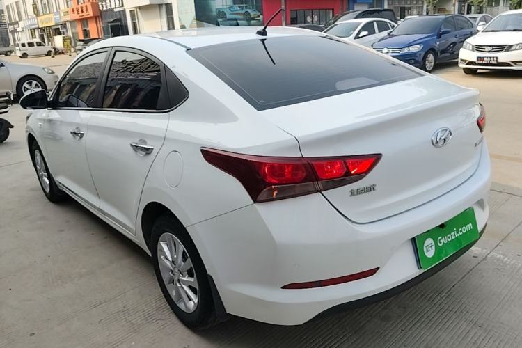 Used Hyundai Verna (new generation) 2016 1.4L Manual Cool Edition GLS Rear Left 45 Deg