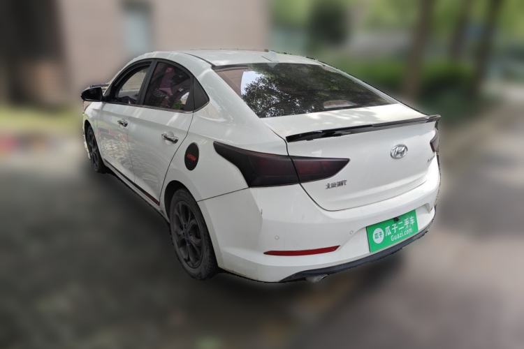 Used Hyundai Verna (new generation) 2016 1.6L Automatic Elite Edition TOP Rear Left 45 Deg
