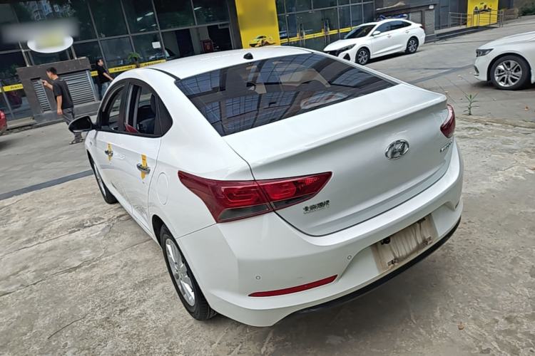 Used Hyundai Verna (new generation) 2016 1.4L Automatic Cool Edition GLS Rear Left 45 Deg