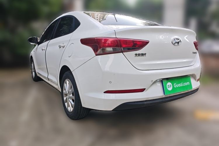 Used Hyundai Verna (new generation) 2016 1.4L Manual Cool Edition GLS Rear Left 45 Deg