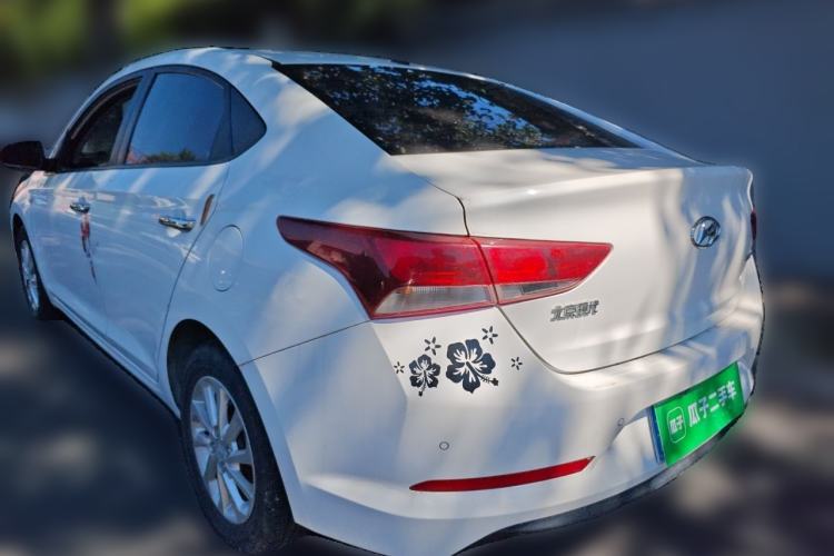 Used Hyundai Verna (new generation) 2016 1.4L Manual Cool Edition GLS Rear Left 45 Deg