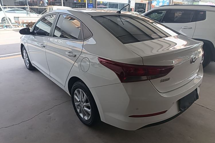Used Hyundai Verna (new generation) 2016 1.4L Automatic Cool Edition GLS Rear Left 45 Deg