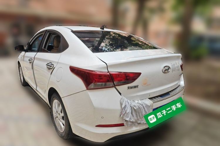 Used Hyundai Verna (new generation) 2016 1.4L Automatic Cool Edition GLS Rear Left 45 Deg