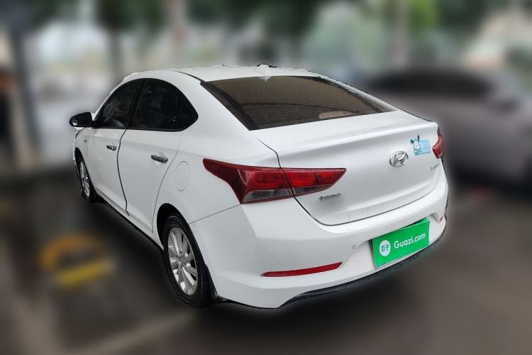 Used Hyundai Verna (new generation) 2016 1.4L Manual Cool Edition GLS Rear Left 45 Deg