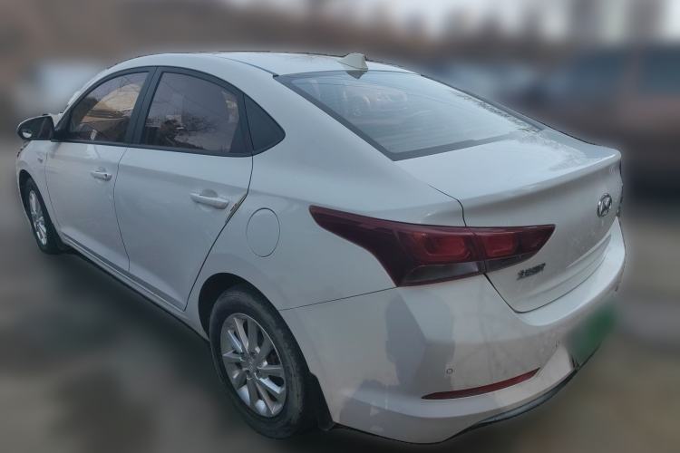Used Hyundai Verna (new generation) 2016 1.4L Manual Cool Edition GLS Rear Left 45 Deg