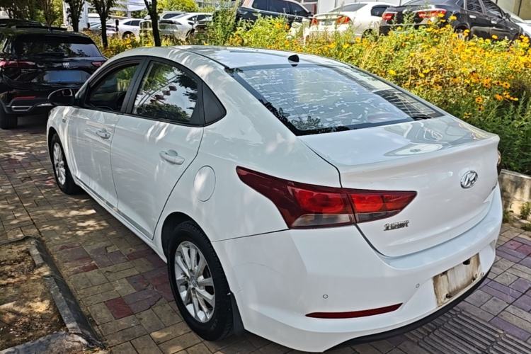 Used Hyundai Verna (new generation) 2016 1.4L Automatic Cool Edition GLS Rear Left 45 Deg