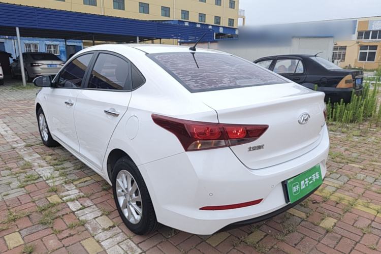 Used Hyundai Verna (new generation) 2016 1.4L Manual Cool Edition GLS Rear Left 45 Deg