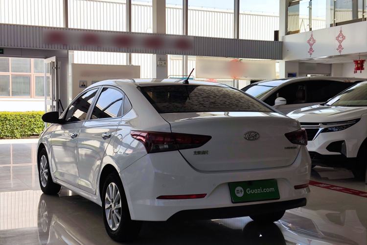 Used Hyundai Verna (new generation) 2016 1.4L Automatic Cool Edition GLS Rear Left 45 Deg