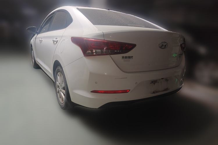 Used Hyundai Verna (new generation) 2016 1.4L Automatic Cool Edition GLS Rear Left 45 Deg