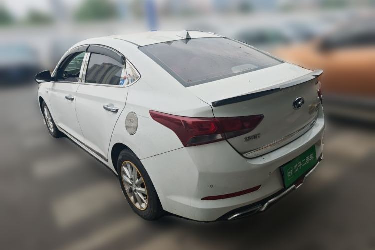 Used Hyundai Verna (new generation) 2016 1.4L Manual Cool Edition GLS Rear Left 45 Deg