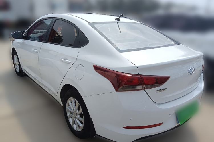 Used Hyundai Verna (new generation) 2016 1.4L Manual Cool Edition GLS Rear Left 45 Deg