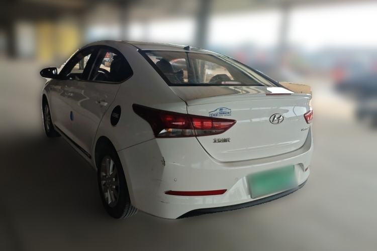 Used Hyundai Verna (new generation) 2016 1.4L Manual Cool Edition GLS Rear Left 45 Deg
