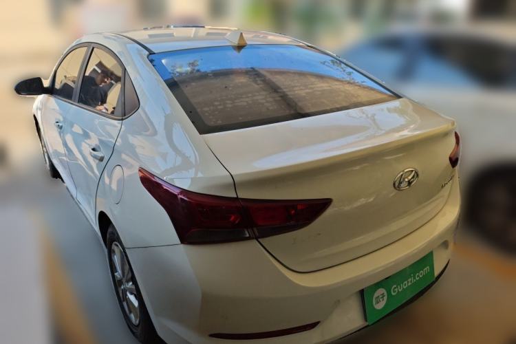 Used Hyundai Verna (new generation) 2016 1.4L Manual Cool Edition GLS Rear Left 45 Deg