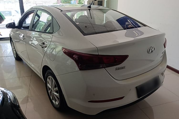 Used Hyundai Verna (new generation) 2016 1.4L Manual Cool Edition GLS Rear Left 45 Deg