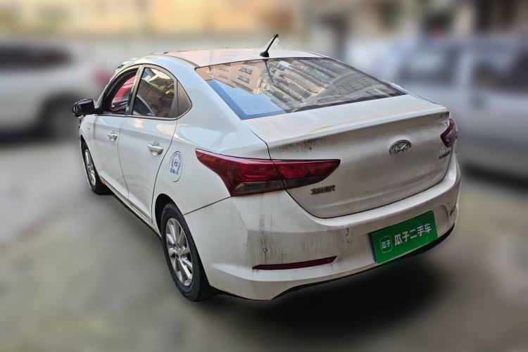 Used Hyundai Verna (new generation) 2016 1.4L Manual Cool Edition GLS Rear Left 45 Deg
