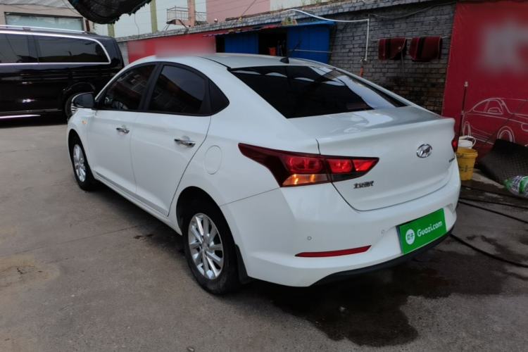Used Hyundai Verna (new generation) 2016 1.4L Manual Cool Edition GLS Rear Left 45 Deg