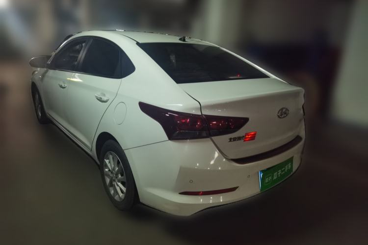 Used Hyundai Verna (new generation) 2016 1.4L Manual Cool Edition GLS Rear Left 45 Deg