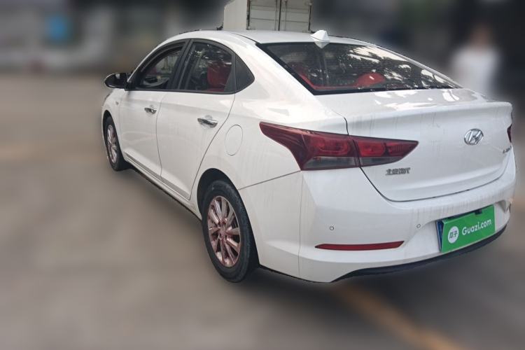 Used Hyundai Verna (new generation) 2016 1.4L Manual Cool Edition GLS Rear Left 45 Deg