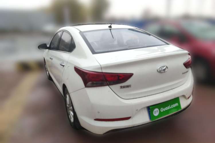 Used Hyundai Verna (new generation) 2016 1.4L Automatic Elite Edition TOP Rear Left 45 Deg
