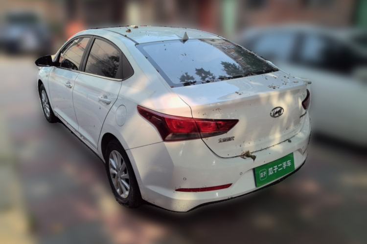 Used Hyundai Verna (new generation) 2016 1.4L Manual Cool Edition GLS Rear Left 45 Deg