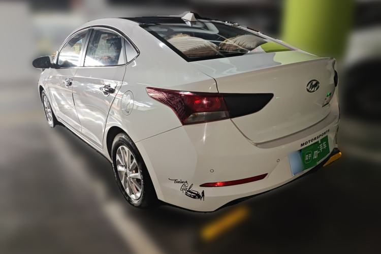 Used Hyundai Verna (new generation) 2016 1.4L Manual Cool Edition GLS Rear Left 45 Deg