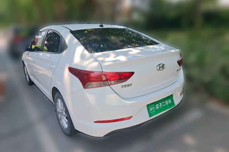 Used Hyundai Verna (new generation) 2016 1.4L Manual Cool Edition GLS Rear Left 45 Deg