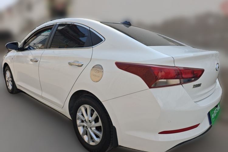 Used Hyundai Verna (new generation) 2016 1.4L Manual Cool Edition GLS Rear Left 45 Deg