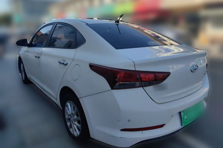 Used Hyundai Verna (new generation) 2016 1.4L Automatic Sport Edition Rear Left 45 Deg